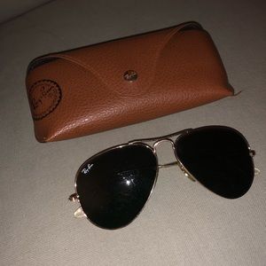 VINTAGE RAY BAN AVIATOR SUNGLASSES